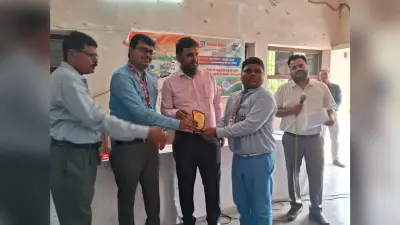 Top students awarded in competitions: प्रतियोगिताओं में अव्वल आने वाले होली मिशन के छात्र-छात्रा पुरस्कृत