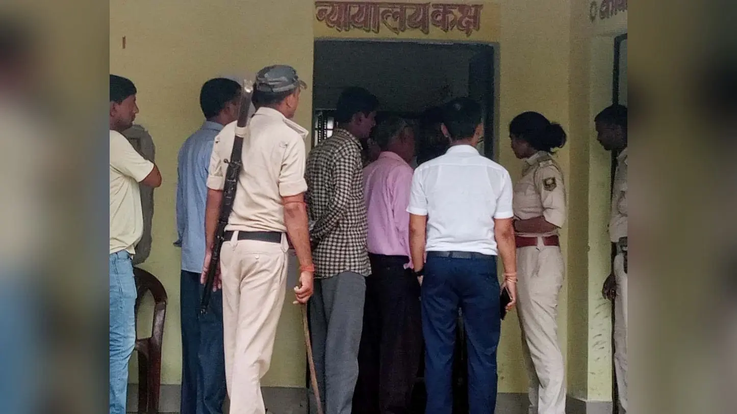 हरदा ग्राम कचहरी का ताला तोड़कर चोरी