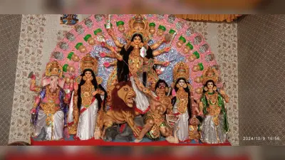 मां दुर्गा का नेत्र पट्ट खुलते ही पूजा पंडालों में शुरू हो गयी आराधना