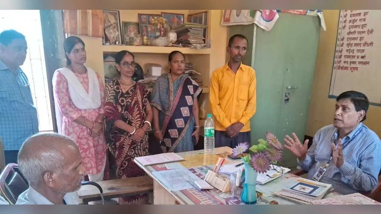 Jamui News : सरकार की गाइड लाइन के अनुरूप हो विद्यालय संचालन, अन्यथा कार्रवाई : डिप्टी निदेशक