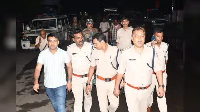 Bokaro News: चाक चौबंद की गयी सुरक्षा व्यवस्था, सादे लिबास में पंडाल में पुलिसकर्मी तैनात