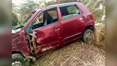 Chhapra News : तरैया में कार और बाइक की टक्कर में दो युवकों की मौत, मचा कोहराम