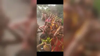 मां लक्ष्मी की प्राण प्रतिष्ठा को लेकर निकाली कलश यात्रा