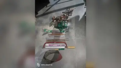 मिनी गन फैक्ट्री का उद्भेदन, पुलिस हिरासत से ग्रामीणों से कारोबारी को छुड़ाया