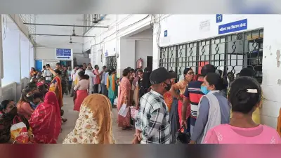 मौसम बदलने से बुखार व दम फूलने से पीड़ित हो रहे लोग