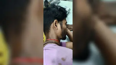 गर्दन पर धारदार हथियार से किया हमला