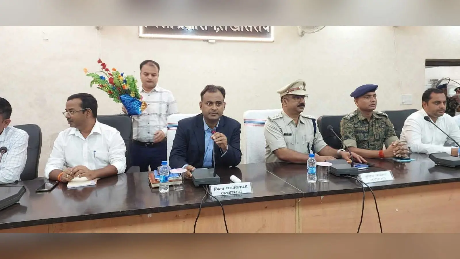 मेरा प्रखंड मेरा गौरव आलेख के जरिये बनाएं पहचान- डीएम