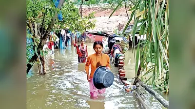 एक रात की बारिश में रानीगंज के कई इलाके जलमग्न, यादवपाड़ा में घरों में घुसा पानी