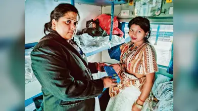 Chhapra News : महिला यात्री ने मांगी मदद तो ट्रेन में पहुंचाया गया सेनेटरी पैड