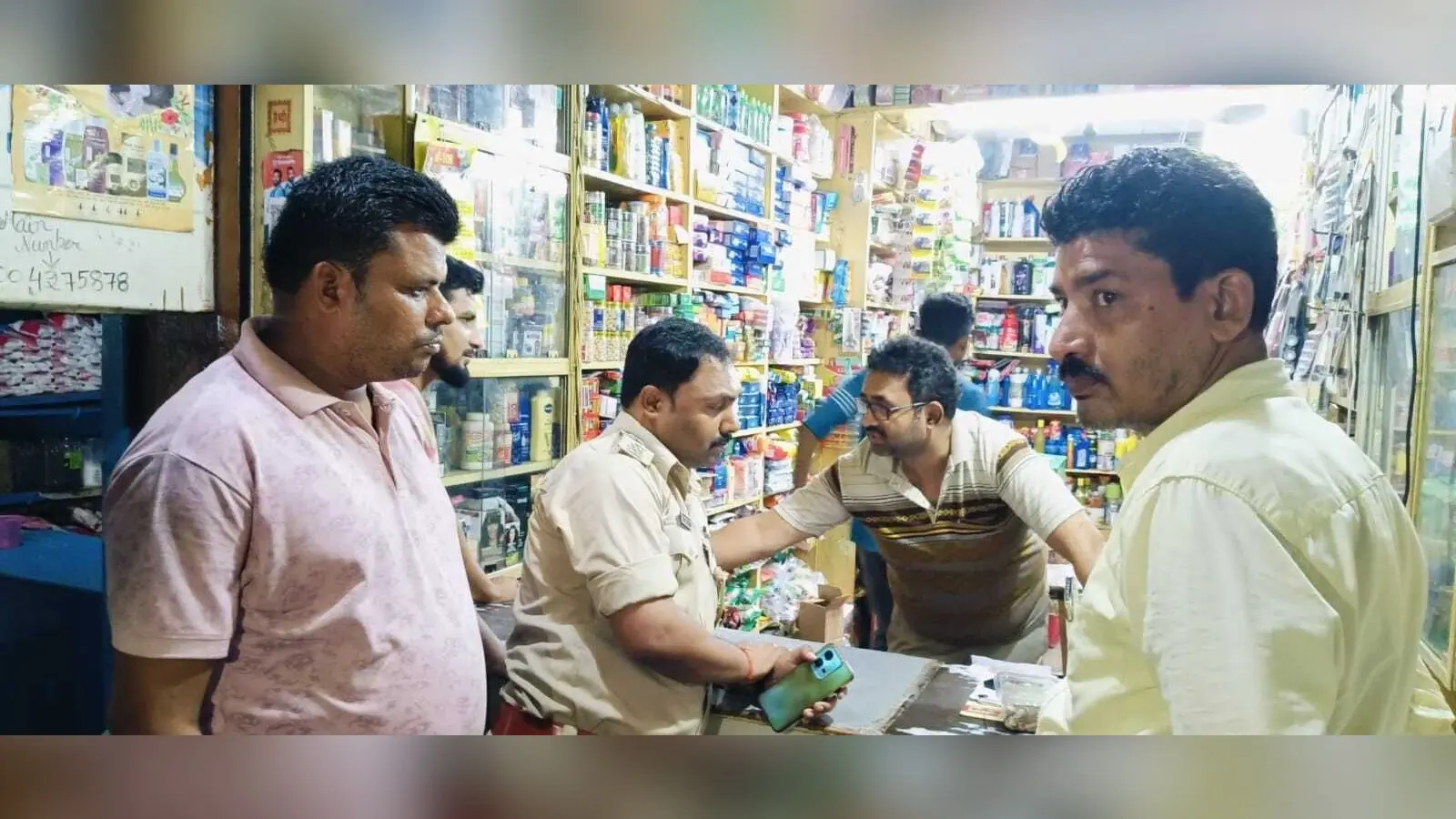 BOKARO NEWS : फुसरो के व्यवसायी के स्टाफ से 1.70 लाख रुपये की लूट