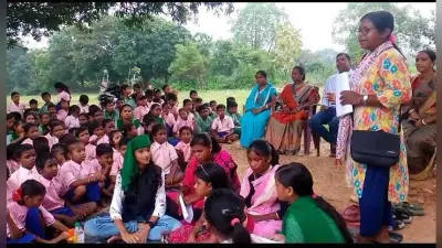 बच्चों को नशा मुक्ति व सड़क सुरक्षा की दी गयी जानकारी