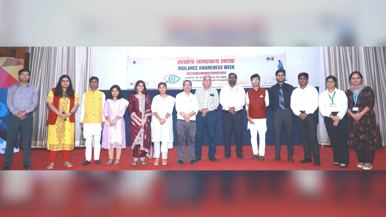 BOKARO NEWS: अंग्रेजी में सेंट जेवियर्स स्कूल की तृषा व हिंदी में पेंटीकॉस्टल असेंबली स्कूल के अर्पण अव्वल