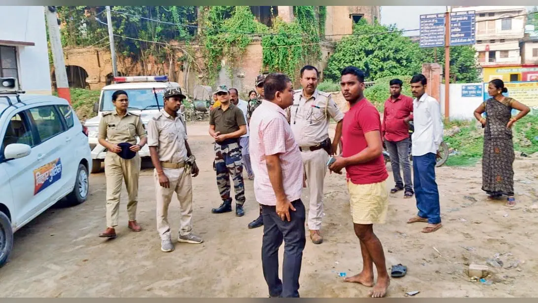 Chhapra News : युवक ने फांसी लगाकर की आत्महत्या, जांच में जुटी पुलिस