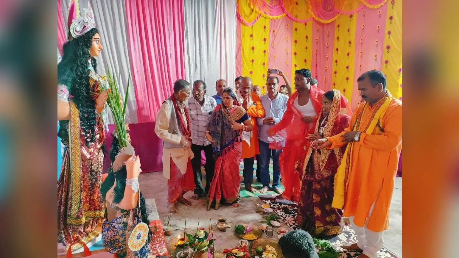 Giridih News: प्रतिमा विसर्जन के साथ तीन दिवसीय लक्खी पूजा संपन्न
