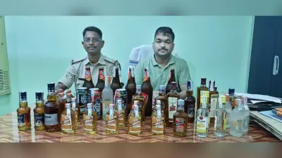 पुलिस ने देसी-विदेशी शराब की 51 बोतलें की जब्त, आरोपी गिरफ्तार