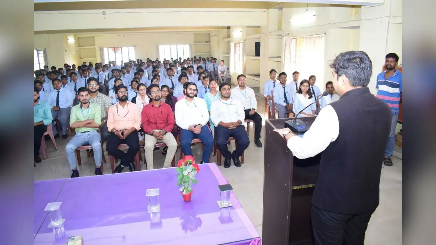 मतदान से ही मजबूत लोकतंत्र की रखी जा सकती है नींव : डीसी