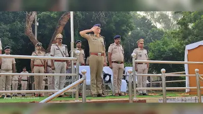पुलिस संस्मरण दिवस : पुलिस लाइन में वीर शहीदों को दी गयी श्रद्धांजलि
