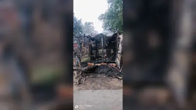 शरारती तत्वों ने गुमटी में लगायी आग, जलकर राख