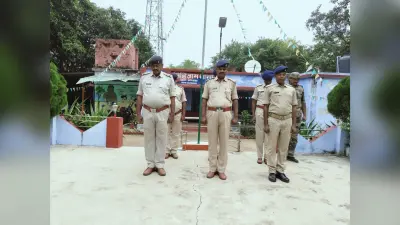 शहीद पुलिस कर्मियों को दी गयी श्रद्धांजलि