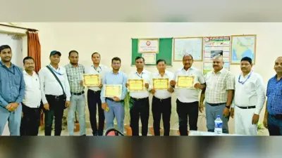 पुरस्कृत किए गये हिन्दी में सराहनीय कार्य करने वाले पांच रेलकर्मी