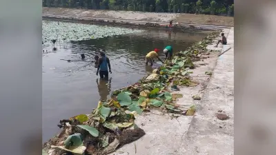 तेज हुई छठ घाटों की सफाई की मुहिम, व्रतियों को नहीं होगी कोई परेशानी
