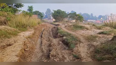 Chhapra News : बाढ़ से छठ घाटों की स्थिति हो गयी खतरनाक