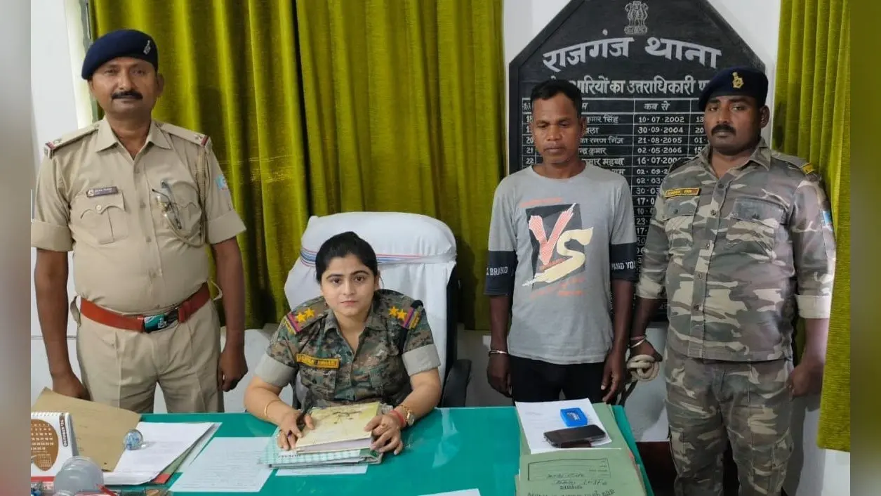 Dhanbad News: डाका कांड में छह साल से फरार अपराधी गिरफ्तार