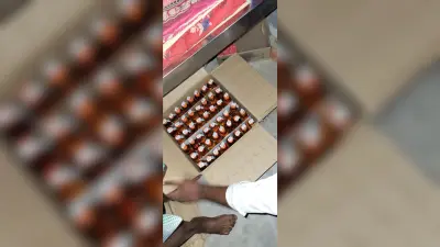 चाय दुकान से 48 बोतल अवैध देसी शराब बरामद