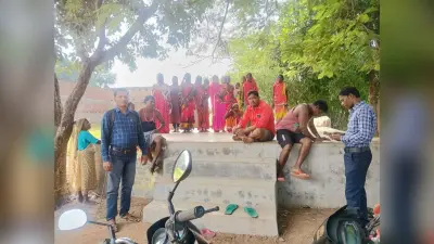 जागरुकता शिविर में योजनाओं की दी गयी जानकारी
