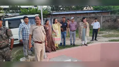 एसडीओ व एसडीपीओ ने छठ घाटों का किया निरीक्षण
