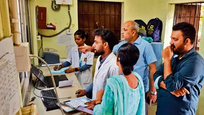 saran news. ओपीडी में रजिस्ट्रेशन कराना हुआ आसान, अब स्कैन करते ही कटेगी पर्ची