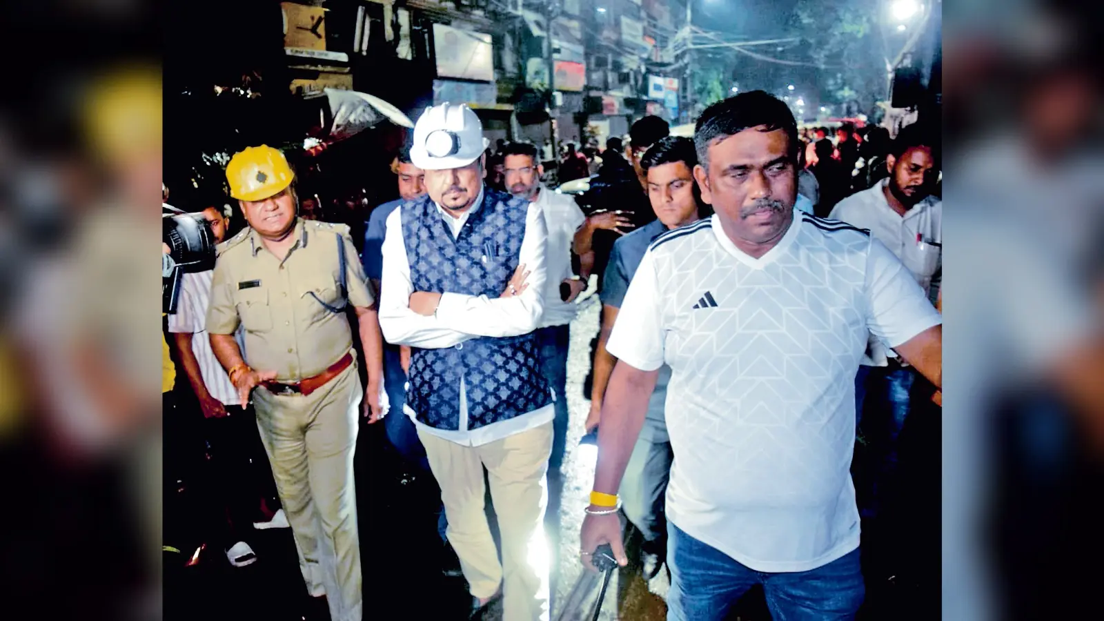 दीपावली से पहले भयावह अग्निकांड से तिहट्टी बाजार के व्यवसायी मायूस, भारी नुकसान