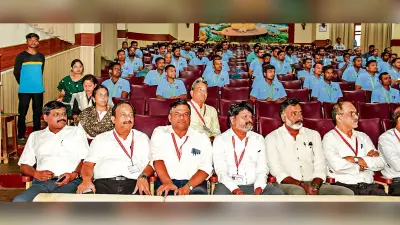 Rourkela News: नवनियुक्त कर्मचारियों को निदेशक प्रभारी ने किया संबोधित, बोले-आरएसपी की विकास यात्रा में आपका योगदान महत्वपूर्ण होगा