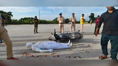 लोगों को पुलिस ने यातायात के नियमों के अनुपालन का पढ़ाया पाठ