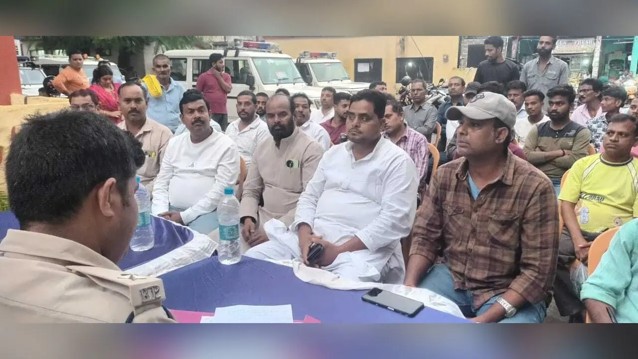 शांतिपूर्ण व सौहार्दपूर्ण वातावरण में मनायें दीपावली, काली व छठ पूजा