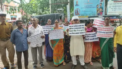 नगर निगम के सफाई घोटाला को लेकर एनसीपी ने किया हल्ला बोल प्रदर्शन