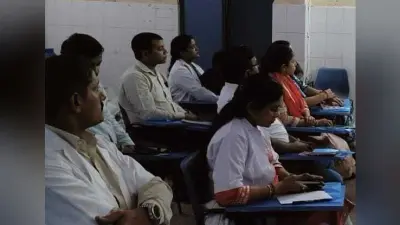 परिवार नियोजन काउंसिलिंग को ले जिले के आयुष चिकित्सकों को दिया गया प्रशिक्षण