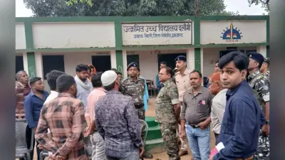 Giridih News:एसपी व एसडीपीओ ने किया बिरनी के बूथों का निरीक्षण