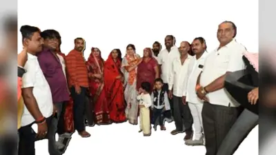 Jamshedpur News :भाजपा प्रत्याशी पूर्णिमा साहू ने बारिश व हवा के बीच जारी रखा जनसंपर्क अभियान