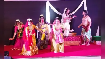 उर्वशी की प्रस्तुति दे कलाकारों ने मोहा मन