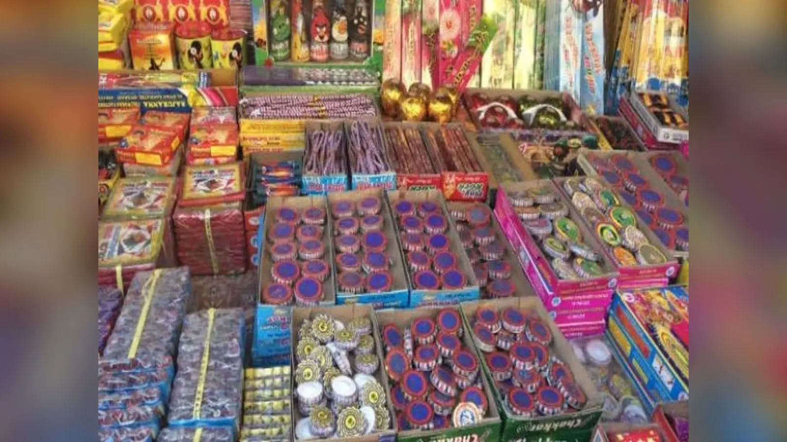 पटना में पटाखे बेचने पर रोक अवैध बिक्री पर होगी कार्रवाई