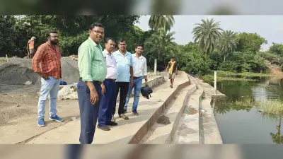 बीडीओ ने छठ घाटों का किया निरीक्षण, सफाई का दिया निर्देश