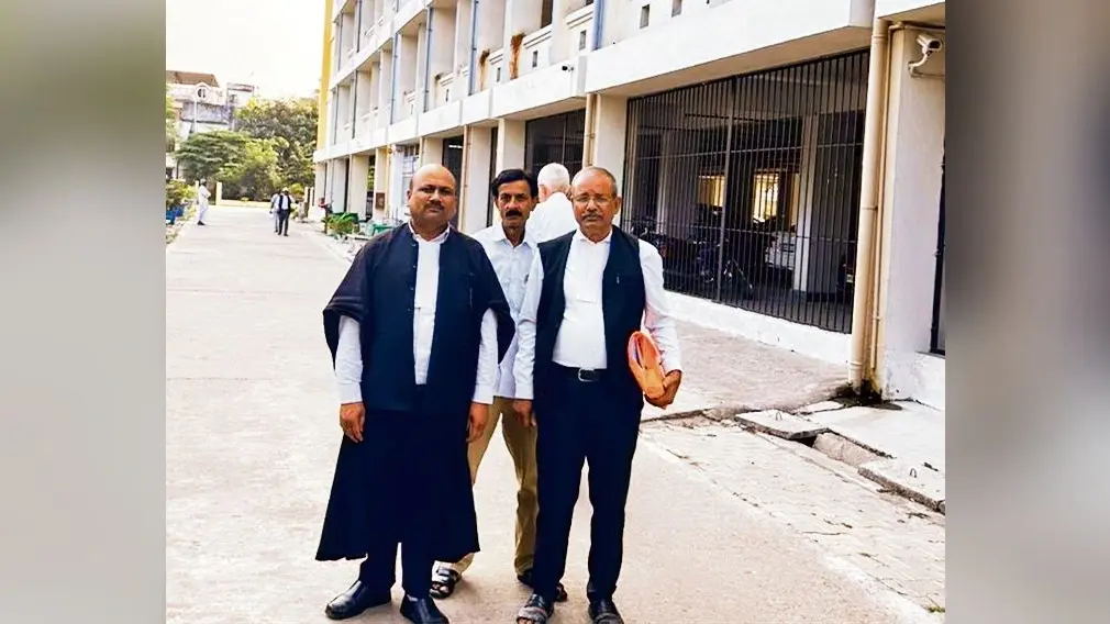 Gopalganj News : राजेंद्र नगर बस स्टैंड की फर्जी जमाबंदी में सीओ व राजस्व कर्मचारी की जमानत पर सुनवाई टली