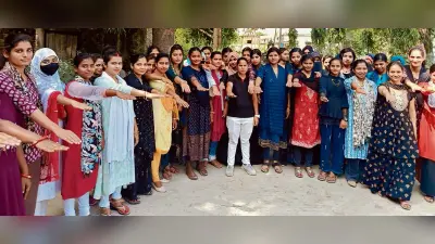 Gopalganj News : दीपावली में आपके घर जलेंगे मिट्टी के दीये, तो गरीब व मजदूरों के भी घर होंगे रोशन