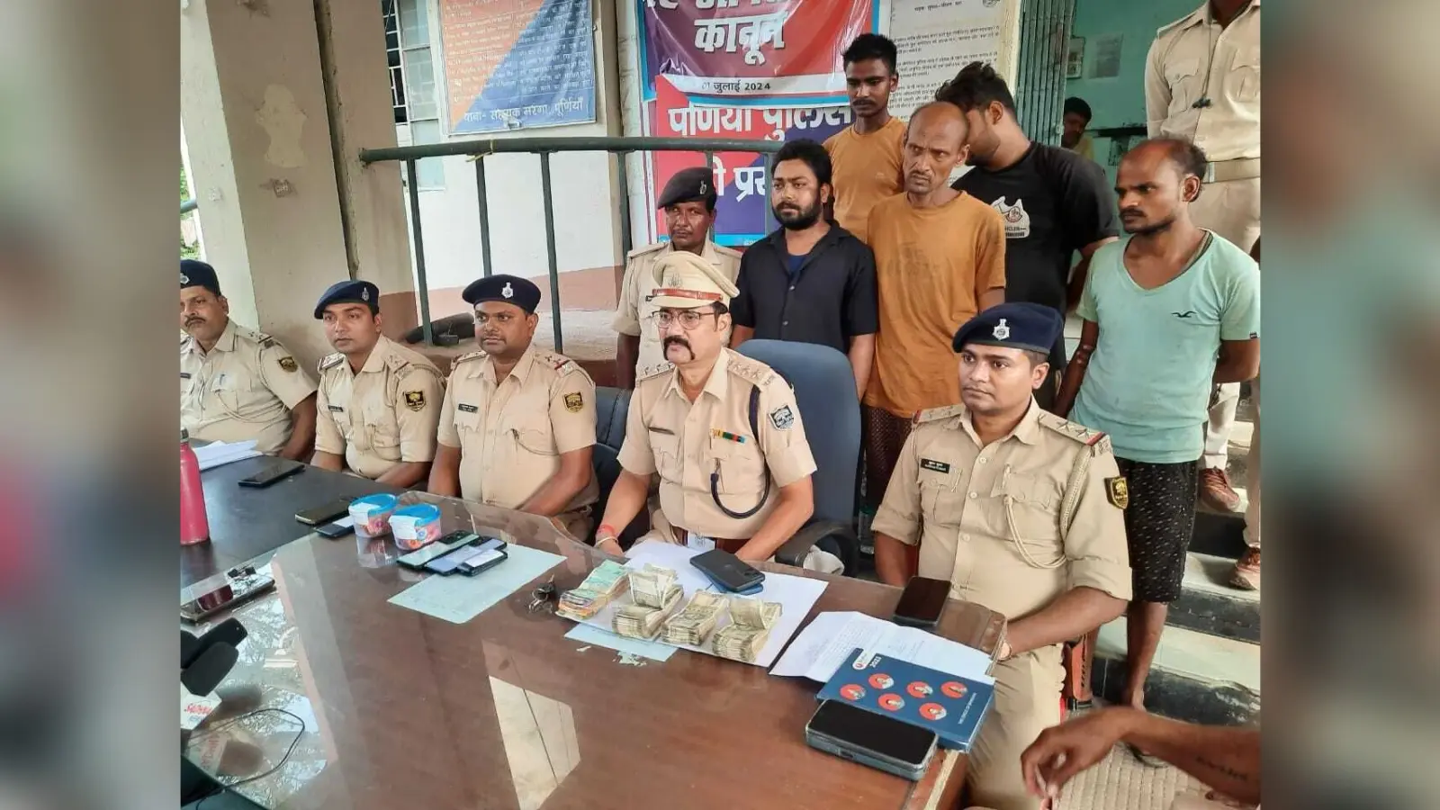 83 ग्राम स्मैक के साथ स्कूटी सवार दो तस्कर गिरफ्तार