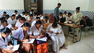 एनीमिया पर प्रभावी प्रशिक्षण: “पोठिया सीएचसी में स्वास्थ्य कर्मियों ने सीखा रोकथाम और उपचार का महत्व “