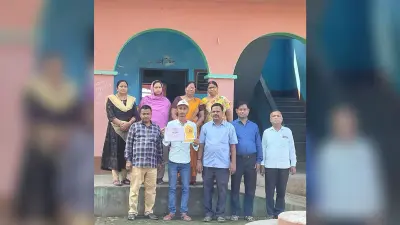 चित्रकला प्रतियोगिता के विजेता छात्र अभिषेक हुए सम्मानित