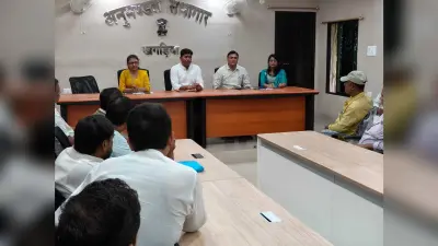 राशनकार्ड में शामिल सभी सदस्यों का आधार सीडिंग जरूरी, नहीं तो रुक जाएगा अनाज उठाव : एसडीओ