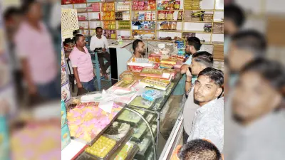 दीपावली को ले शहर में उल्लास का उजाला