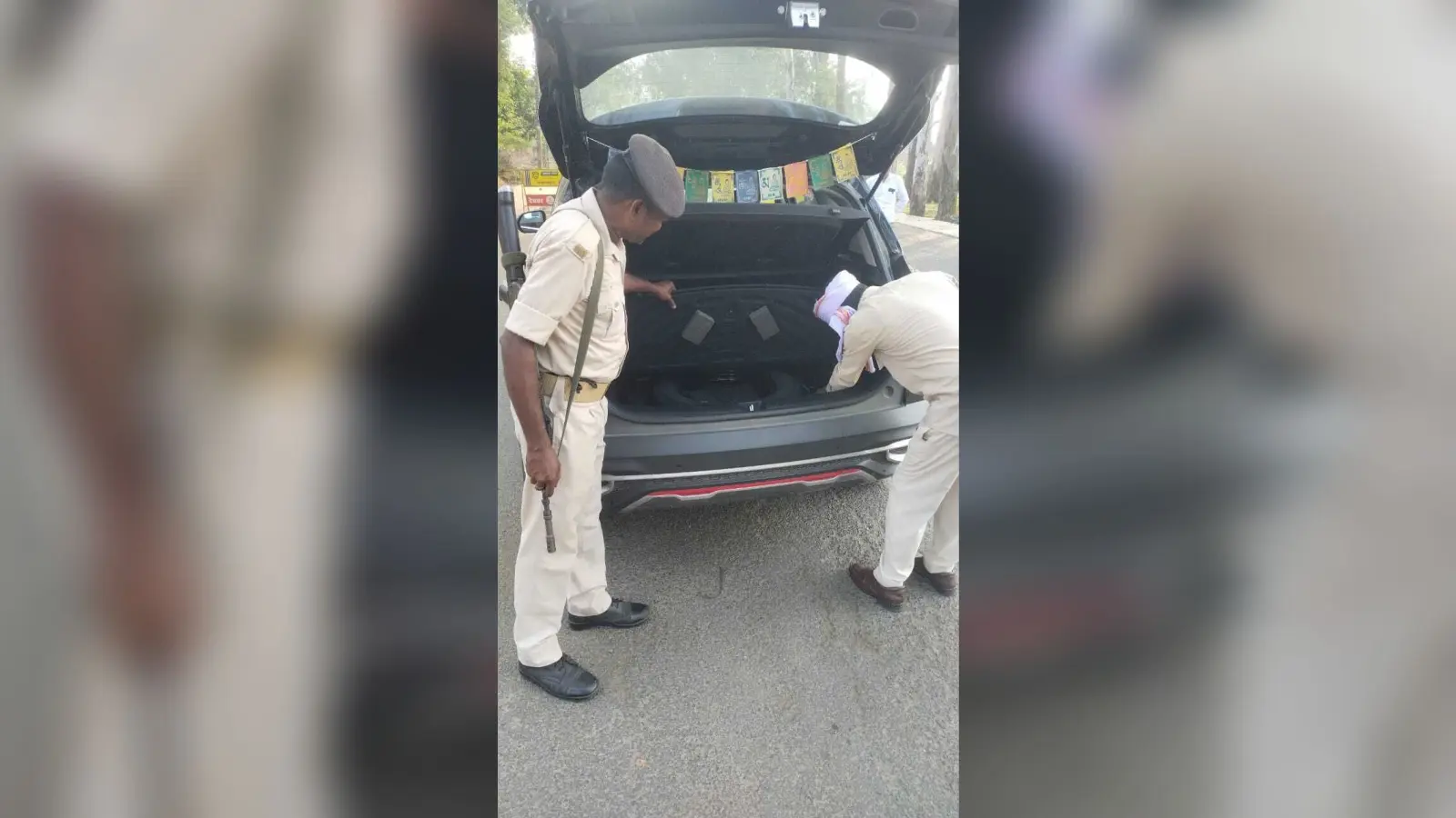 अंधरीगादर चेक पोस्ट पर वाहनों की जांच में पांच व्यक्तियों से 5.51 लाख रुपये जब्त